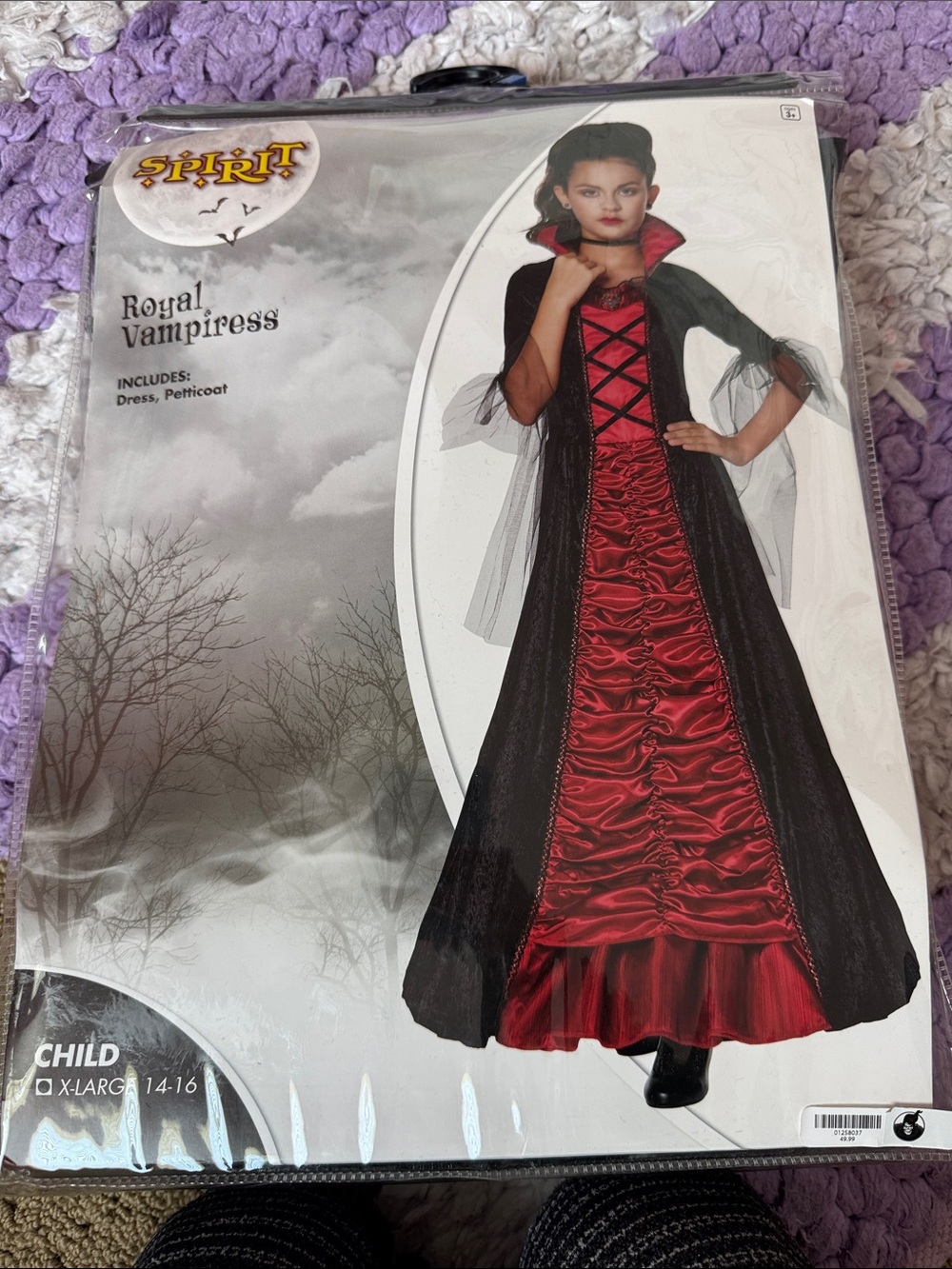 Spirit Royal Vampiress Costume - Red and Black